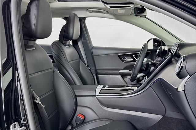 new 2025 Mercedes-Benz GLC 300 car, priced at $61,095