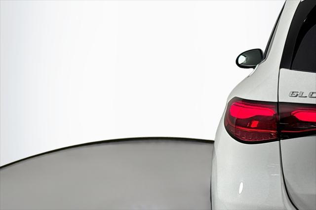 new 2025 Mercedes-Benz GLC 300 car, priced at $51,270