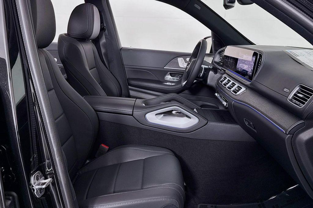 new 2025 Mercedes-Benz GLS 450 car, priced at $98,260