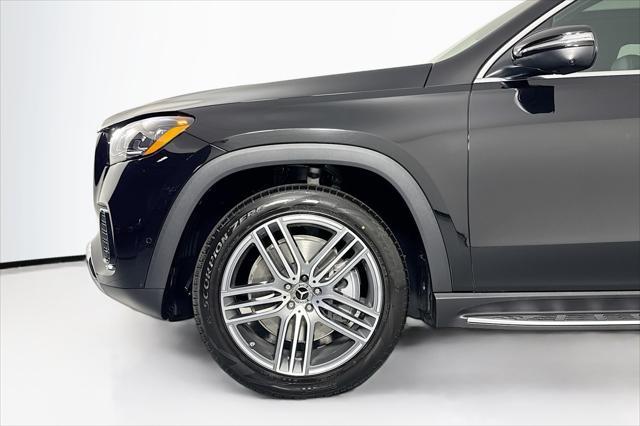 new 2025 Mercedes-Benz GLS 450 car, priced at $92,295