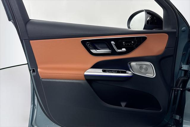 new 2025 Mercedes-Benz GLC 350e car, priced at $72,515