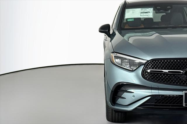 new 2025 Mercedes-Benz GLC 350e car, priced at $72,515