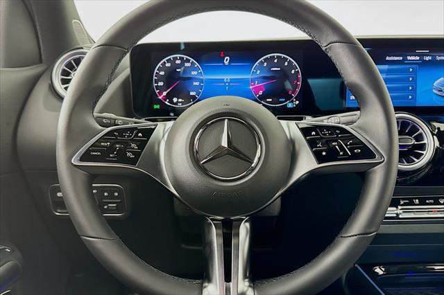 new 2025 Mercedes-Benz GLA 250 car, priced at $44,845