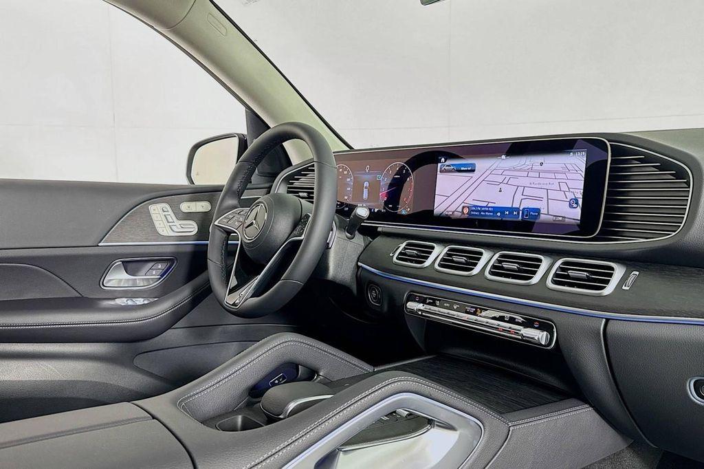 new 2026 Mercedes-Benz GLE 450 car, priced at $75,285