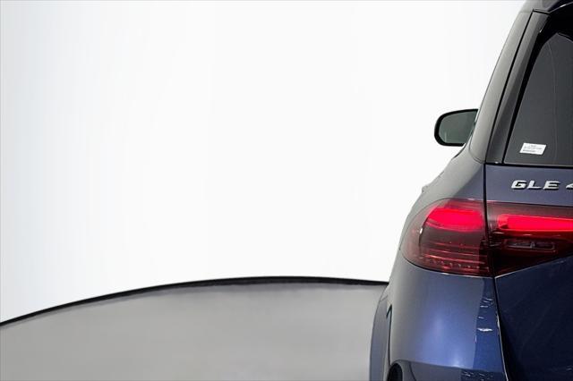 new 2025 Mercedes-Benz GLE 450e car, priced at $81,730