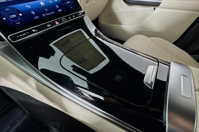 new 2025 Mercedes-Benz GLC 300 car, priced at $51,195