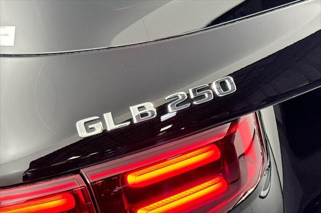 new 2024 Mercedes-Benz GLB 250 car, priced at $49,100