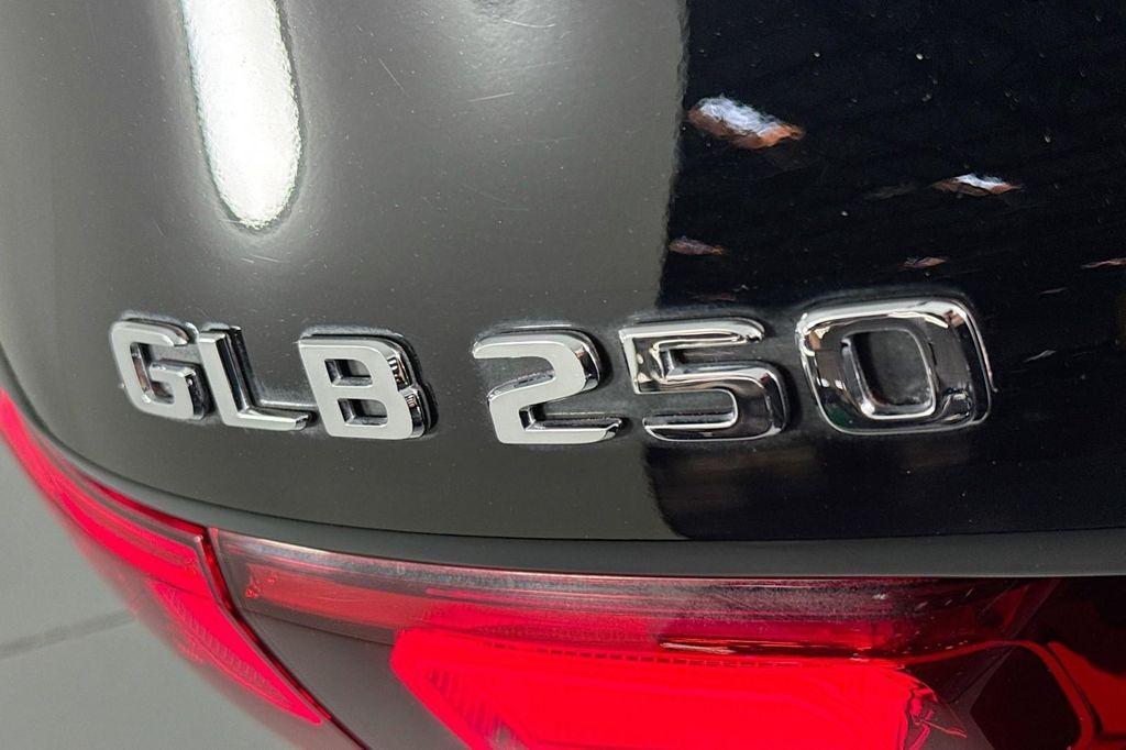 used 2021 Mercedes-Benz GLB 250 car, priced at $26,483