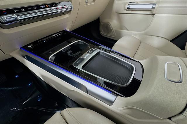 new 2025 Mercedes-Benz GLB 250 car, priced at $47,470