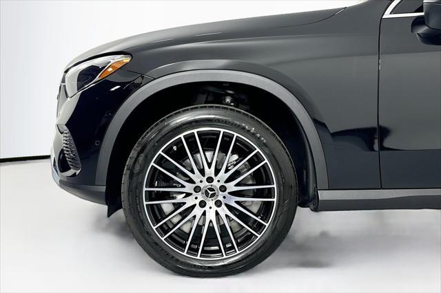 new 2025 Mercedes-Benz GLC 300 car, priced at $53,045