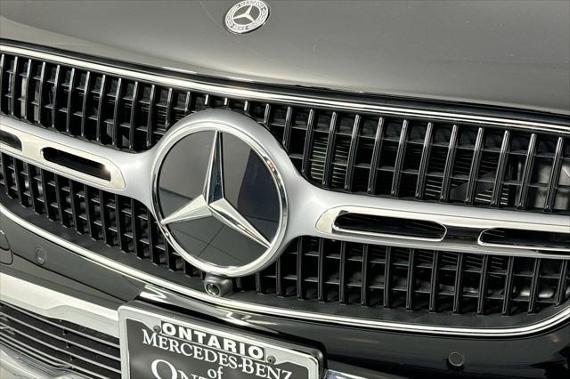 new 2025 Mercedes-Benz GLC 300 car, priced at $52,295