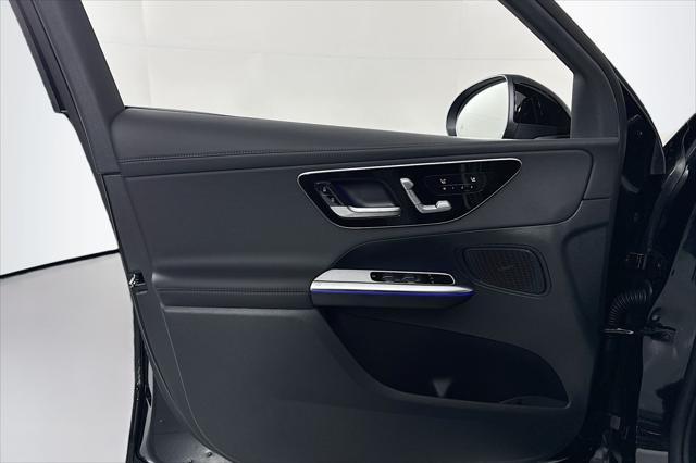new 2025 Mercedes-Benz GLC 300 car, priced at $65,755