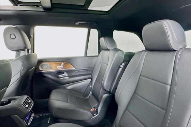 new 2025 Mercedes-Benz GLS 450 car, priced at $95,480