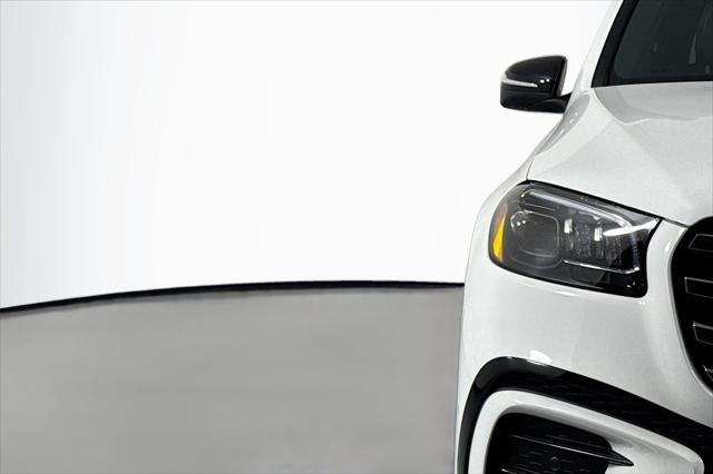 new 2025 Mercedes-Benz GLS 450 car, priced at $95,480