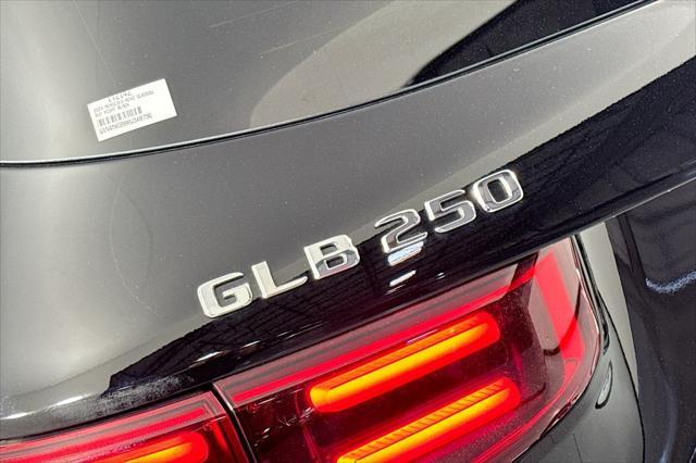 new 2024 Mercedes-Benz GLB 250 car, priced at $49,100