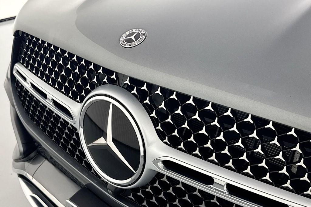 used 2025 Mercedes-Benz GLE 450 car, priced at $77,984