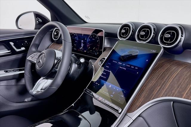 new 2025 Mercedes-Benz GLC 300 car, priced at $54,245