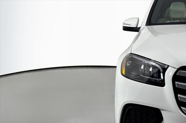 new 2025 Mercedes-Benz GLS 450 car, priced at $91,345