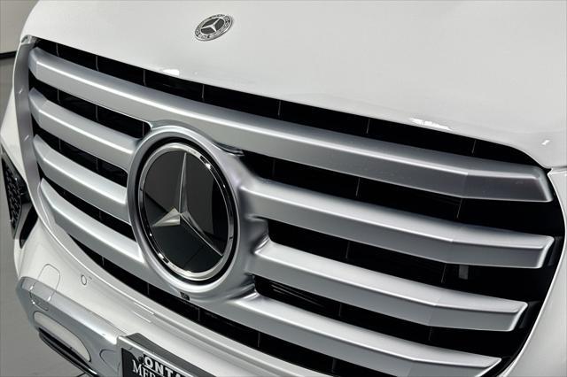 new 2025 Mercedes-Benz GLS 450 car, priced at $91,345