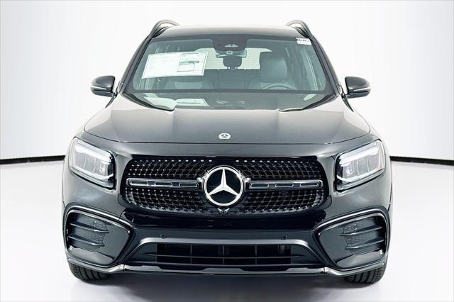 new 2024 Mercedes-Benz GLB 250 car, priced at $49,100