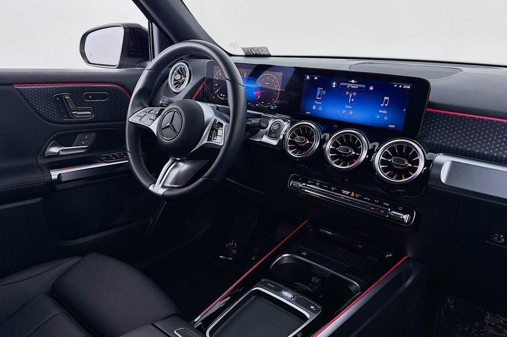 used 2025 Mercedes-Benz GLB 250 car
