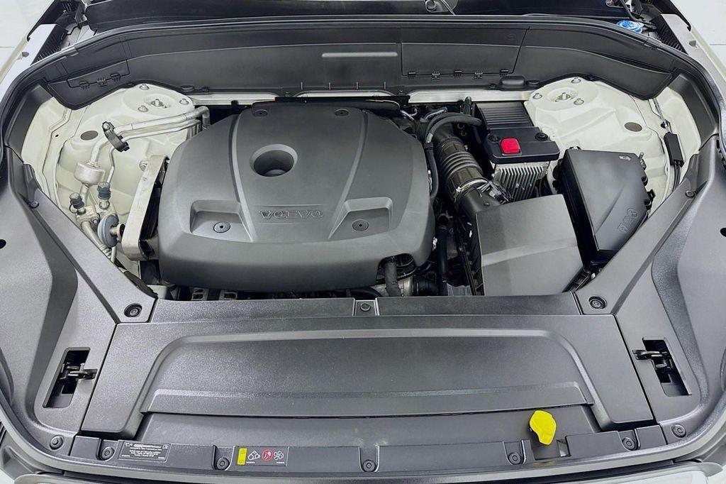 used 2022 Volvo XC90 car, priced at $38,980