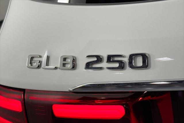 new 2025 Mercedes-Benz GLB 250 car, priced at $48,920