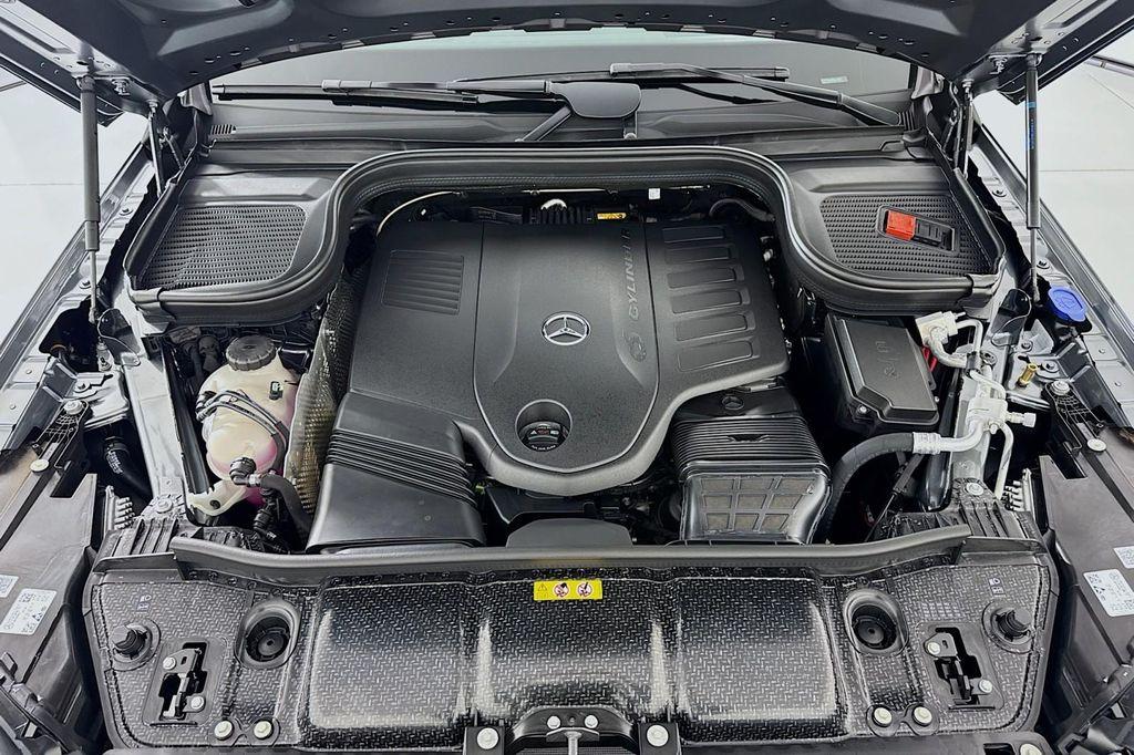 new 2026 Mercedes-Benz GLS 450 car, priced at $96,135