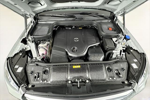 new 2025 Mercedes-Benz GLS 450 car, priced at $94,645