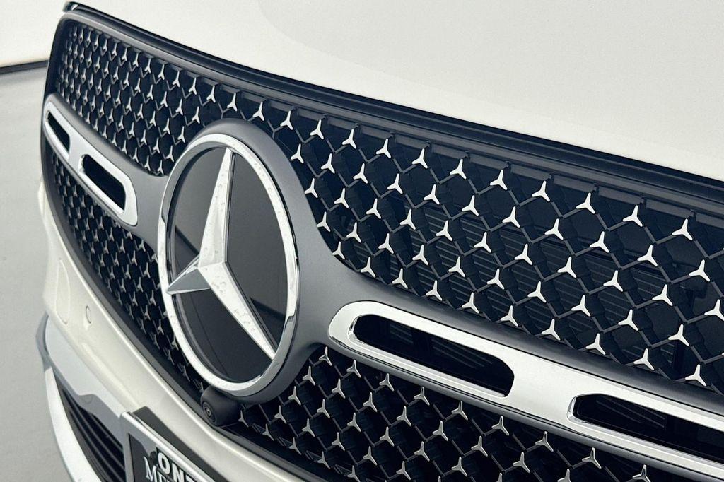 new 2026 Mercedes-Benz GLC 300 car, priced at $64,365