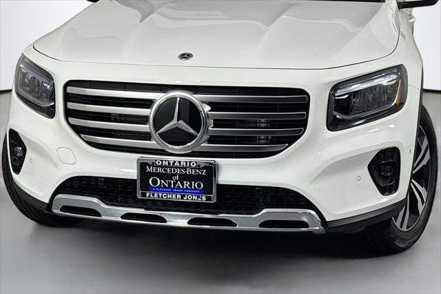 new 2025 Mercedes-Benz GLB 250 car, priced at $47,420