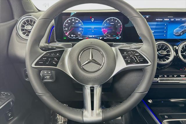 new 2025 Mercedes-Benz GLB 250 car, priced at $47,420