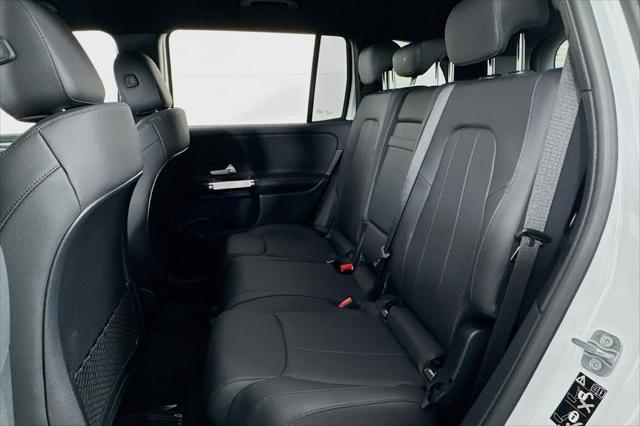 new 2025 Mercedes-Benz GLB 250 car, priced at $47,420