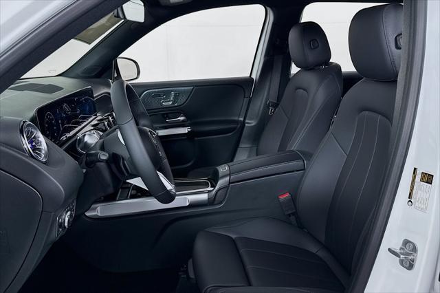 new 2025 Mercedes-Benz GLB 250 car, priced at $47,420