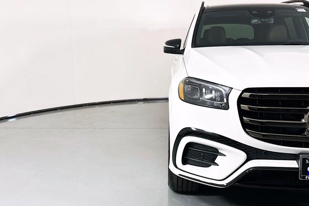 new 2025 Mercedes-Benz GLS 450 car, priced at $100,160
