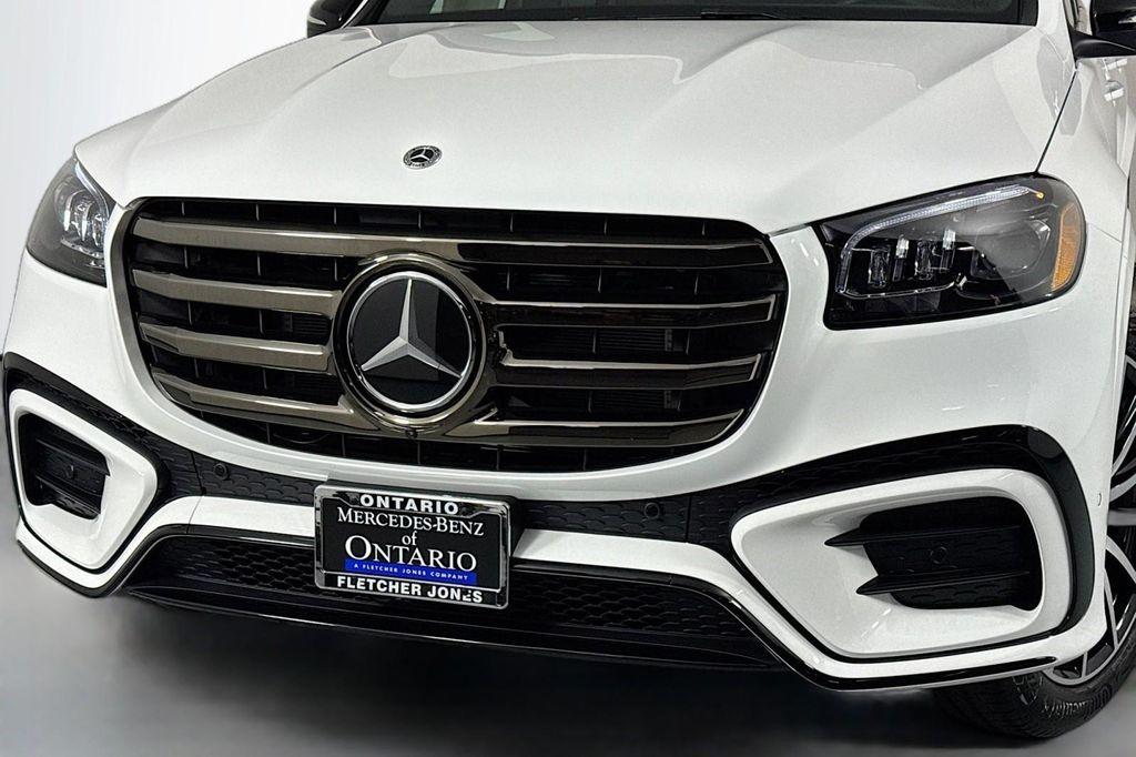 new 2025 Mercedes-Benz GLS 450 car, priced at $100,160