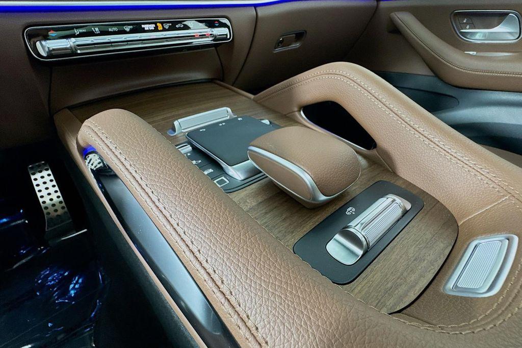 new 2025 Mercedes-Benz GLS 450 car, priced at $100,160