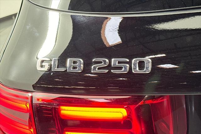 new 2025 Mercedes-Benz GLB 250 car, priced at $47,745