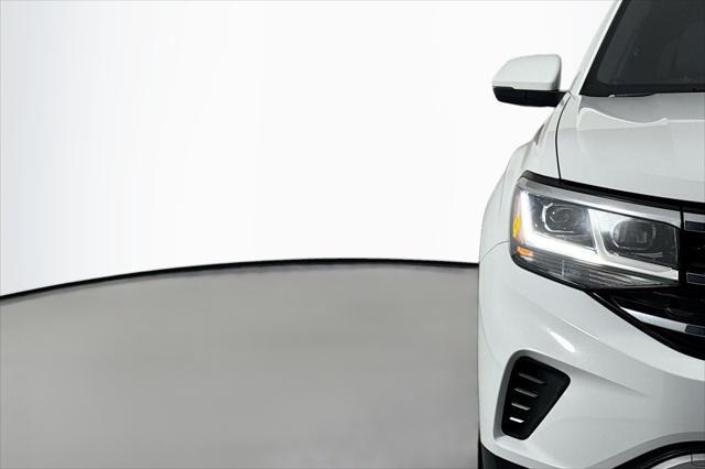 used 2020 Volkswagen Atlas Cross Sport car, priced at $22,983