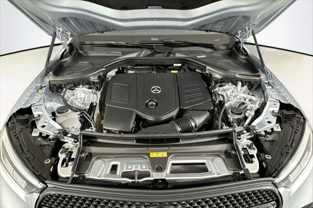 new 2025 Mercedes-Benz GLC 300 car, priced at $65,295