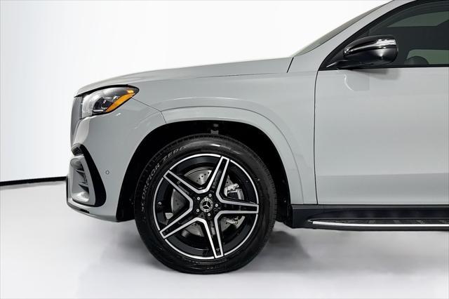 new 2025 Mercedes-Benz GLS 450 car, priced at $97,645