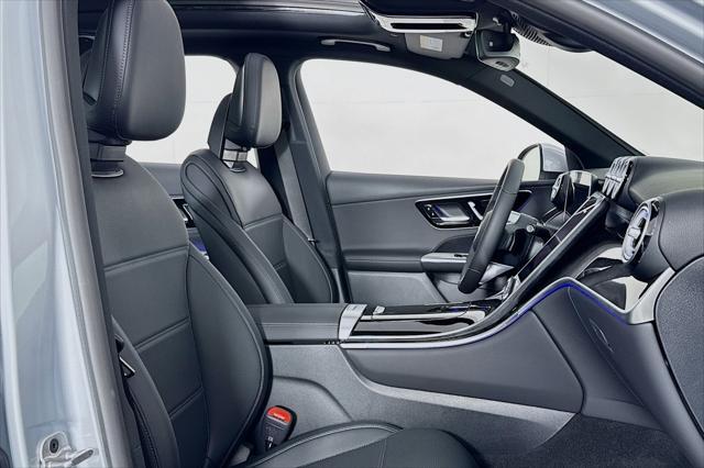 new 2025 Mercedes-Benz GLC 300 car, priced at $58,025