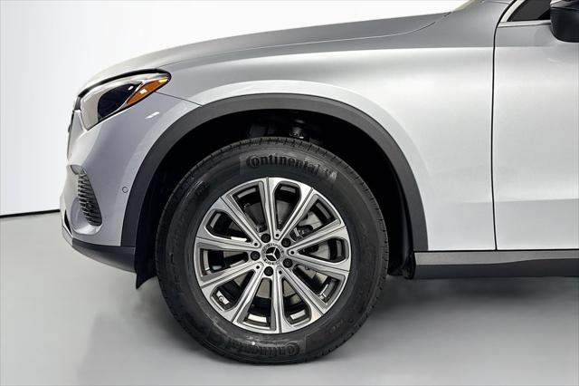 new 2025 Mercedes-Benz GLC 300 car, priced at $58,025