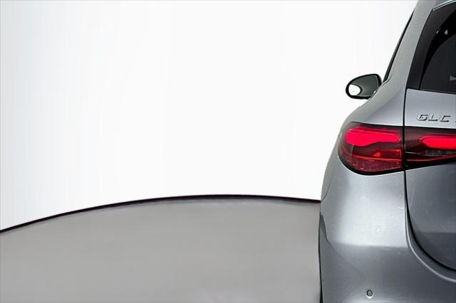new 2025 Mercedes-Benz GLC 300 car, priced at $58,025