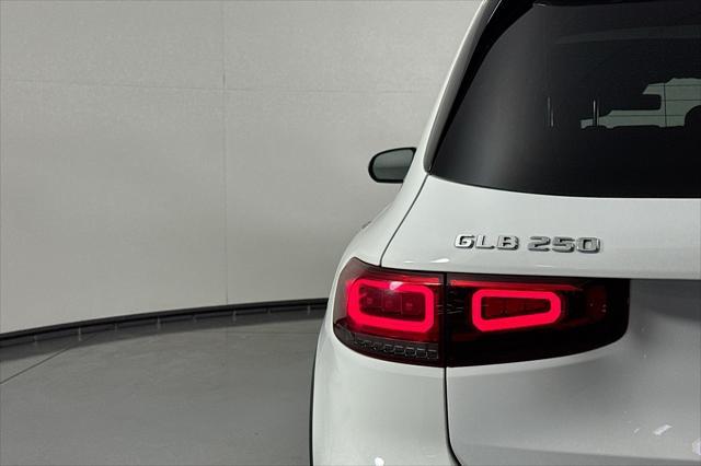 used 2022 Mercedes-Benz GLB 250 car, priced at $29,383