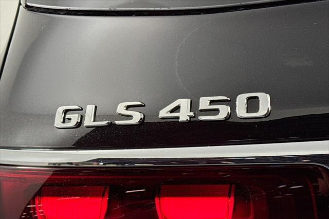 new 2025 Mercedes-Benz GLS 450 car, priced at $95,325