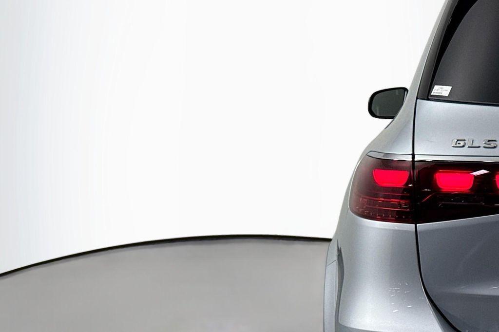 new 2025 Mercedes-Benz GLS 450 car, priced at $95,365