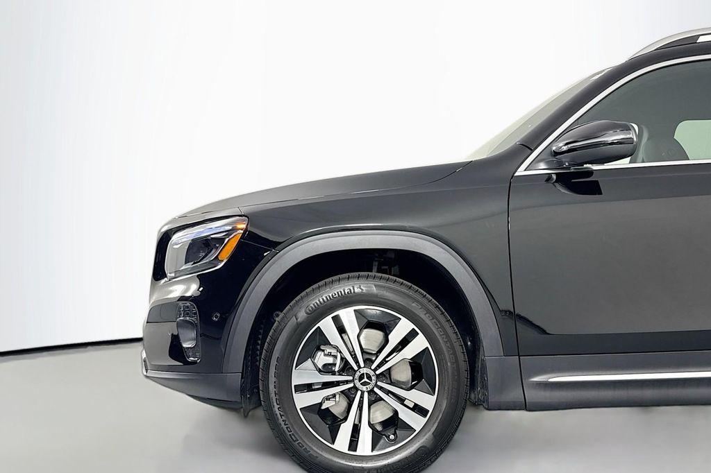 new 2025 Mercedes-Benz GLB 250 car, priced at $49,595