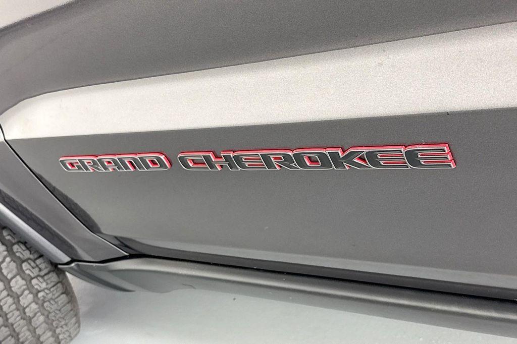 used 2019 Jeep Grand Cherokee car, priced at $27,383