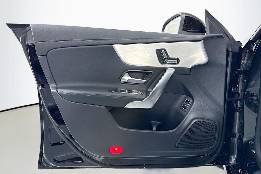 new 2025 Mercedes-Benz CLA 250 car, priced at $45,995